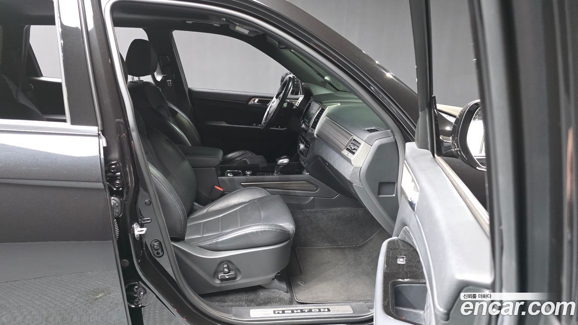 KG_Mobility_Ssangyong Rexton 2018