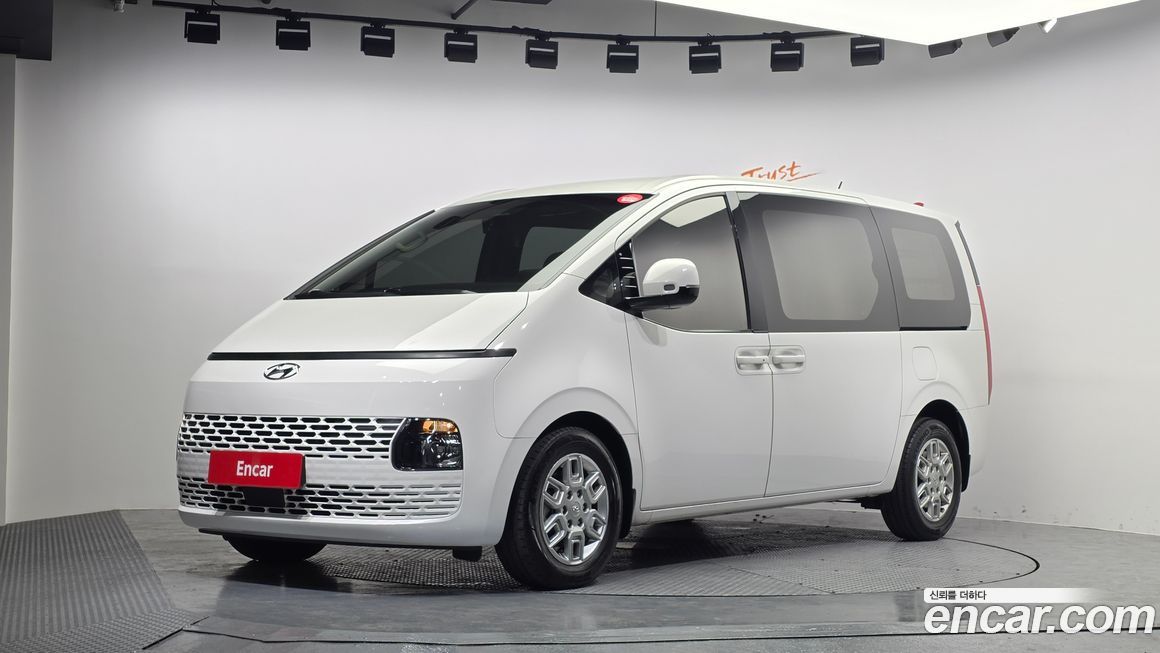 Hyundai Staria 2023