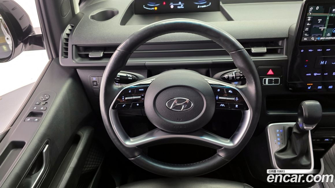 Hyundai Staria 2023