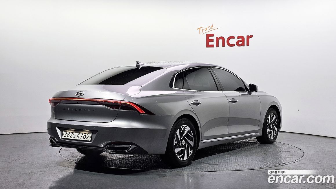 Hyundai Grandeur 2020