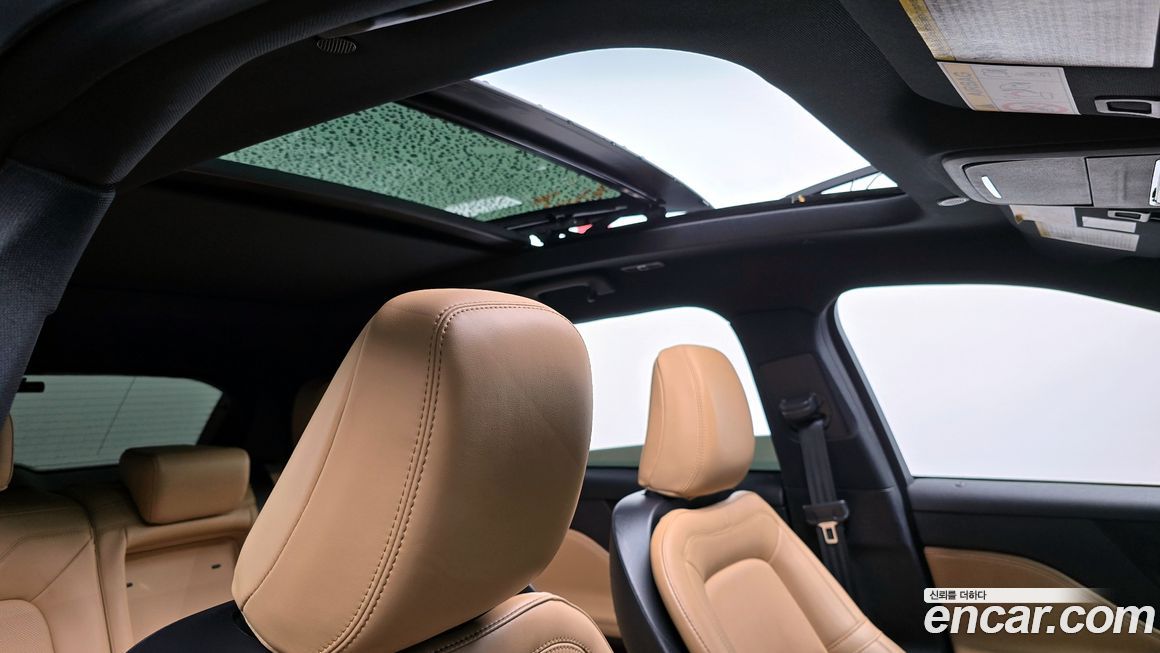 Lincoln Corsair 2021