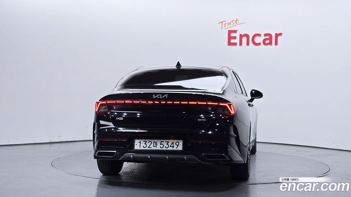 Kia K5 2023