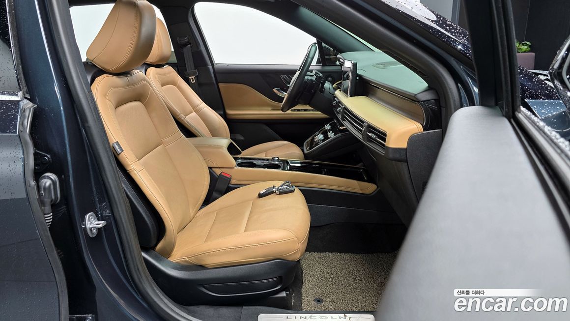 Lincoln Corsair 2021