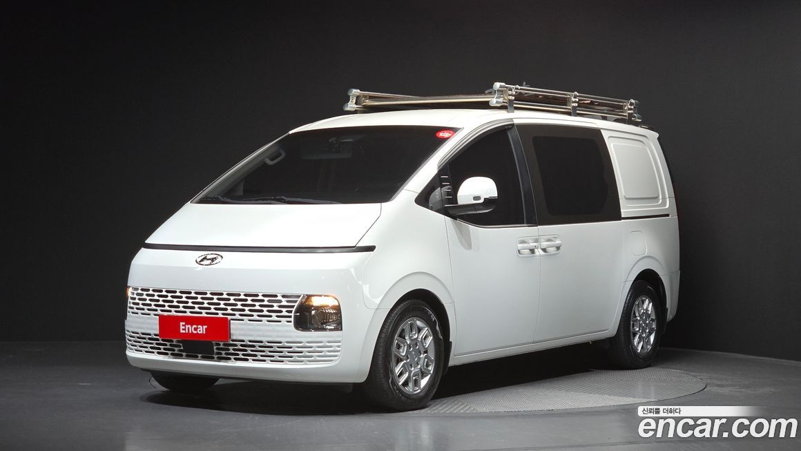 Hyundai Staria 2022