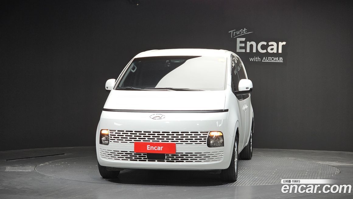 Hyundai Staria 2022