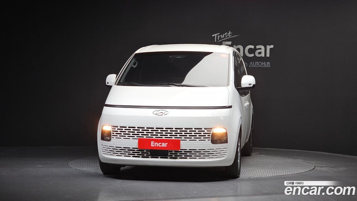Hyundai Staria 2022