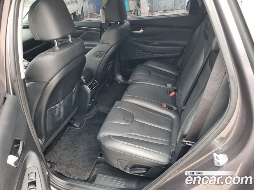 Hyundai Santafe 2022