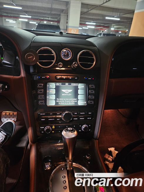 Bentley Flying Spur 2011