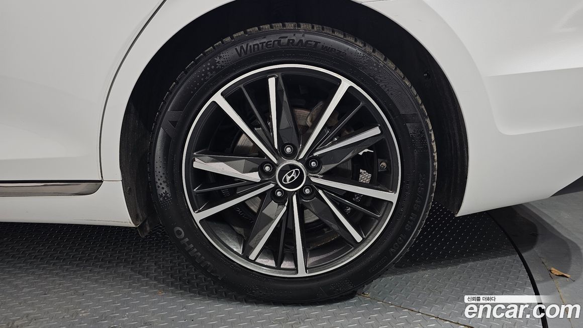 Hyundai Grandeur 2022