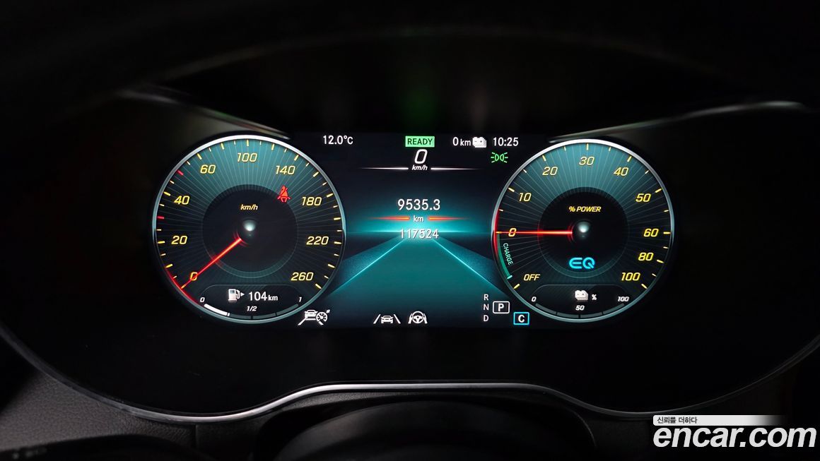 Mercedes-Benz GLC-Class 2021