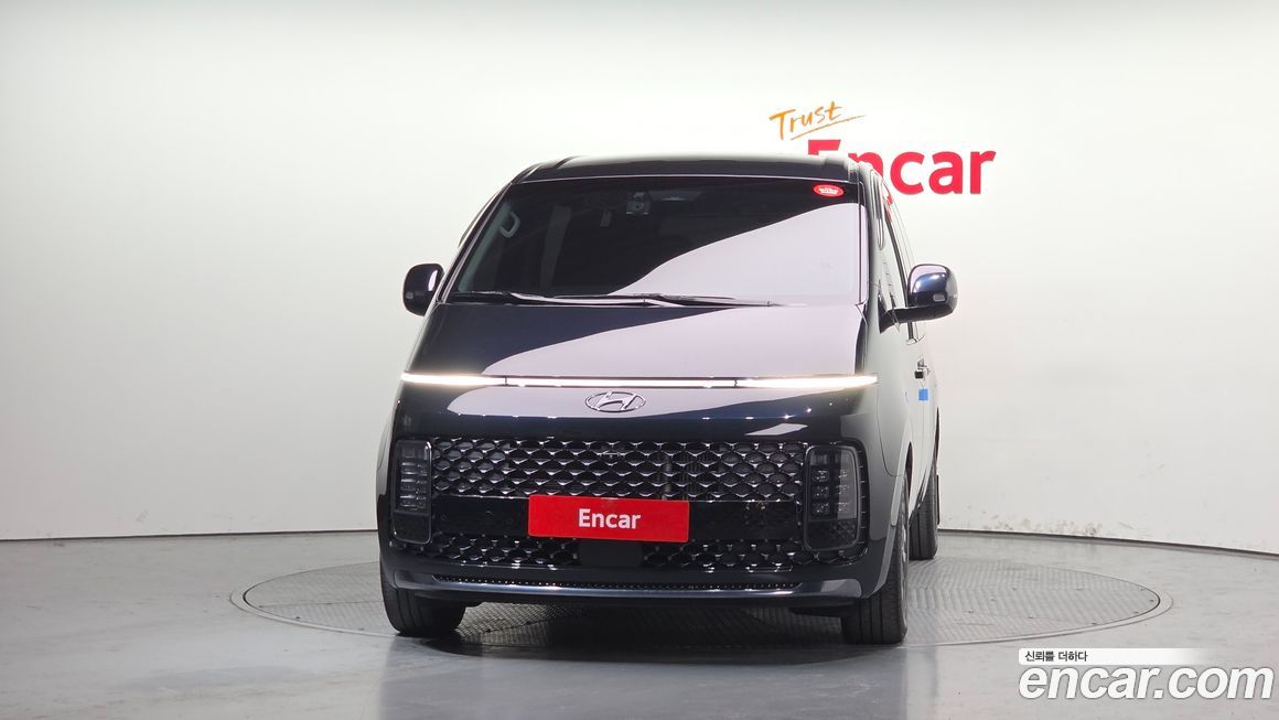 Hyundai Staria 2024