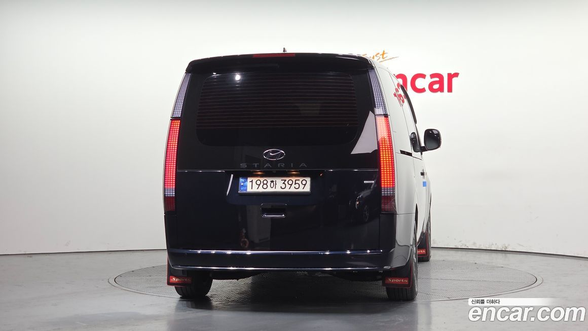 Hyundai Staria 2024