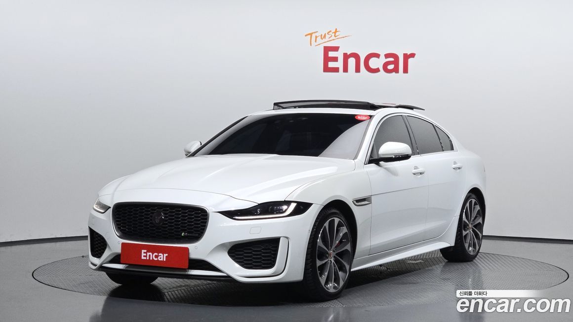 Jaguar XE 2020
