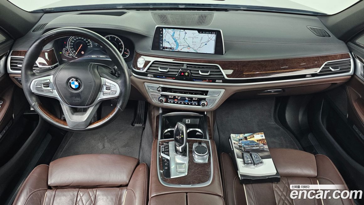 BMW 7-Series 2016