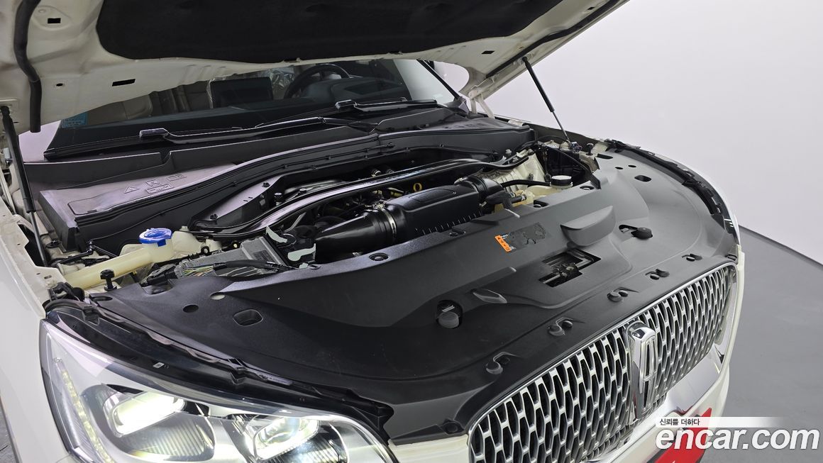 Lincoln Aviator 2021