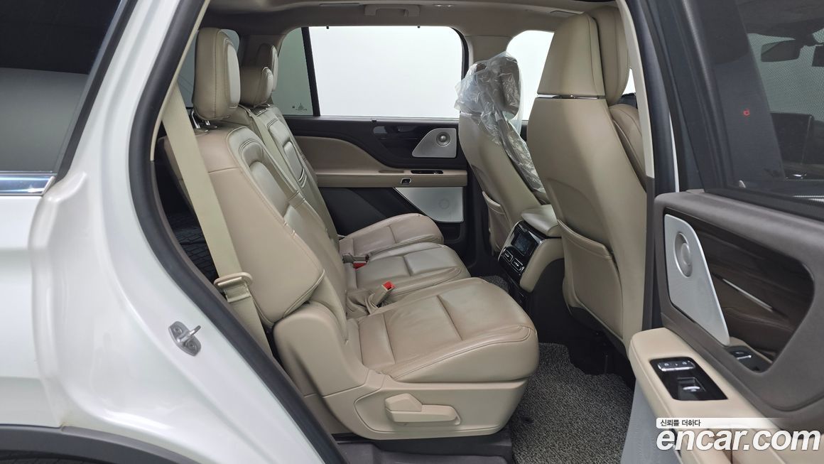 Lincoln Aviator 2021