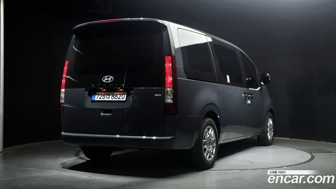 Hyundai Staria 2025