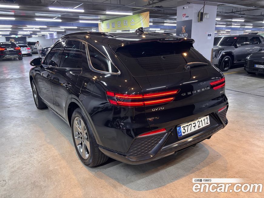 Genesis GV70 2021
