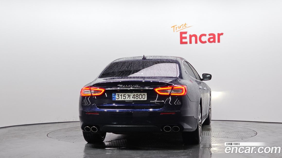 Maserati Quattroporte 2020