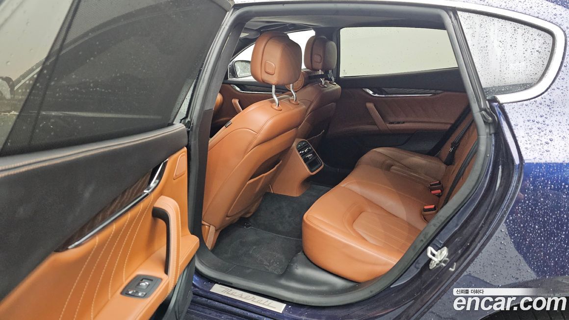 Maserati Quattroporte 2020