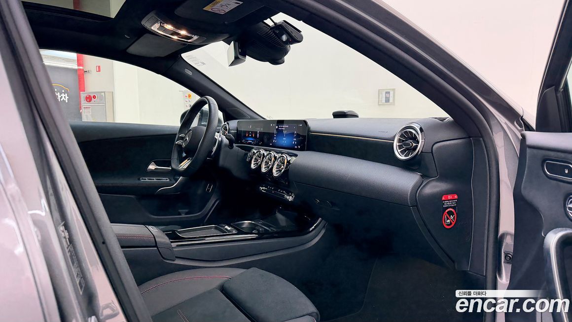 Mercedes-Benz A-Class 2024