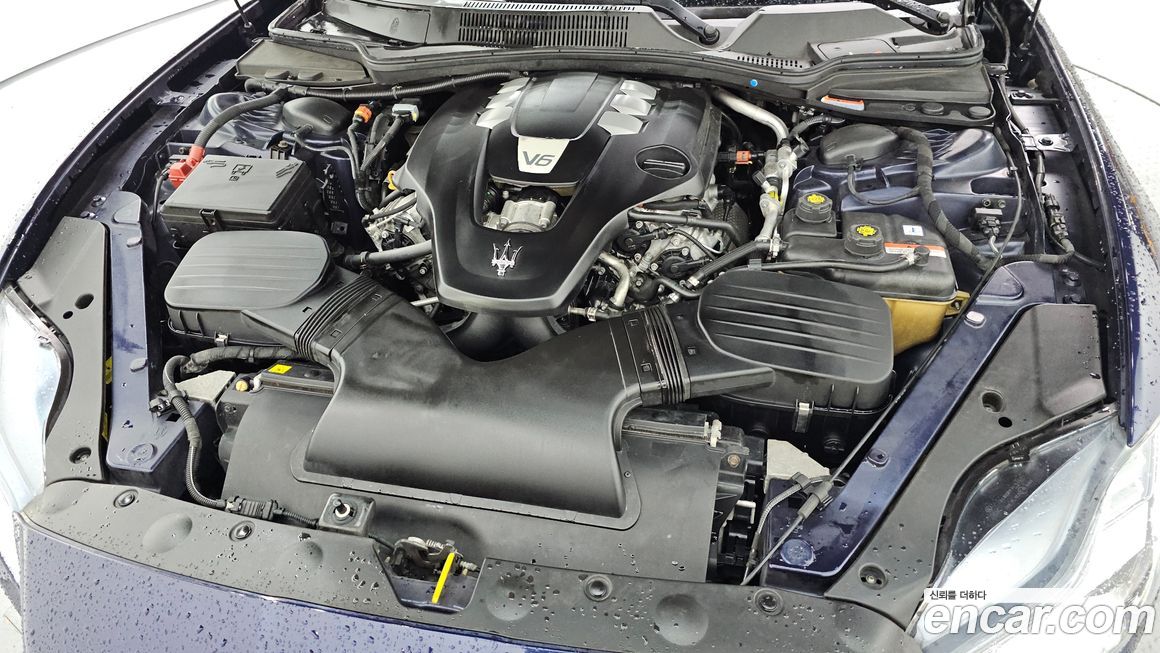 Maserati Quattroporte 2020