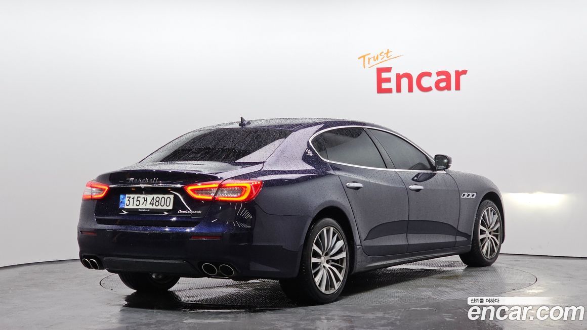 Maserati Quattroporte 2020