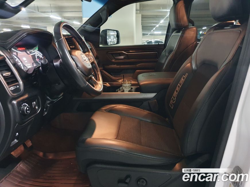 Dodge Ram Pick Up 2020