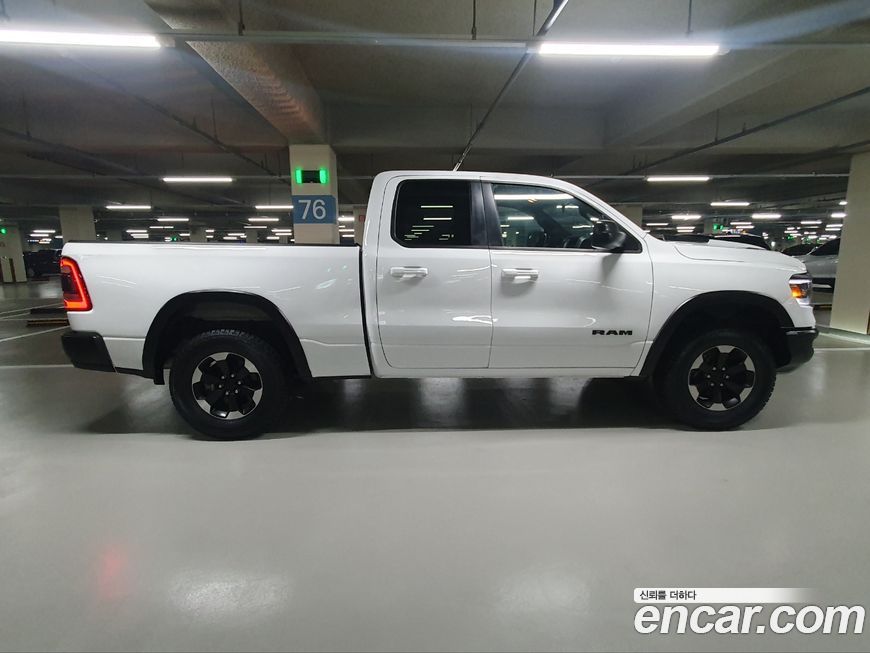Dodge Ram Pick Up 2020