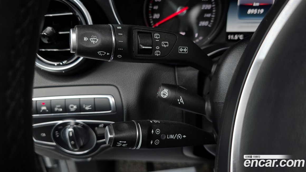 Mercedes-Benz GLC-Class 2019