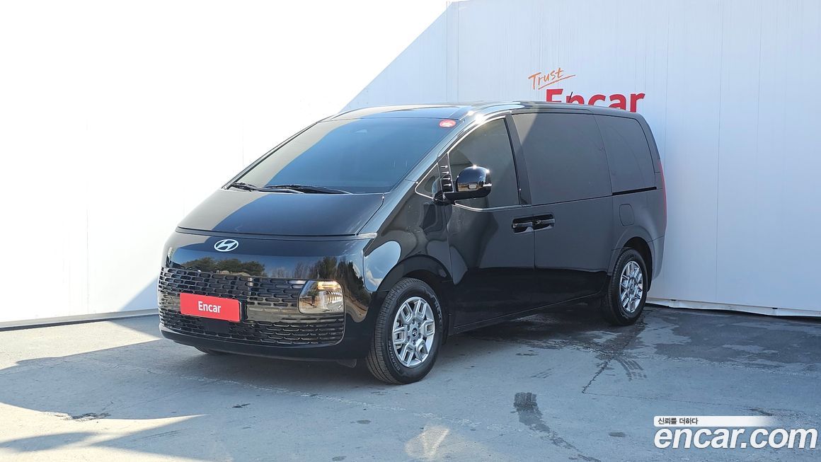 Hyundai Staria 2025