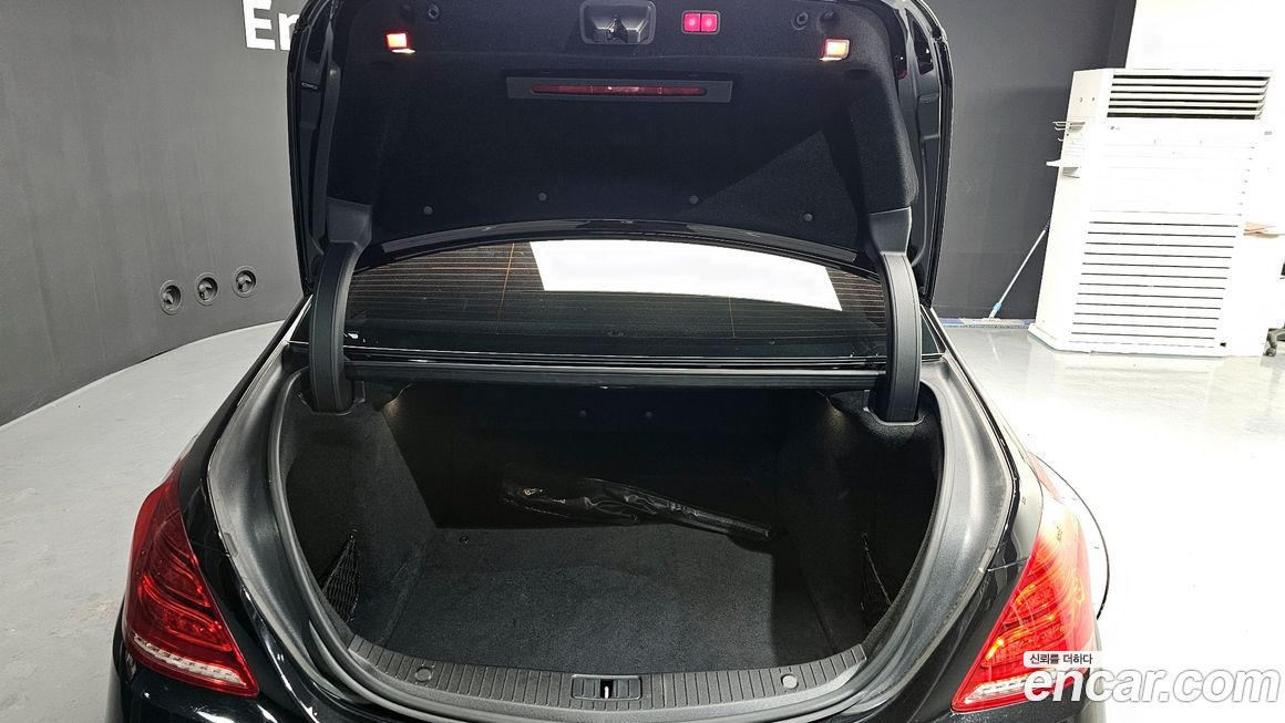 Mercedes-Benz S-Class 2016