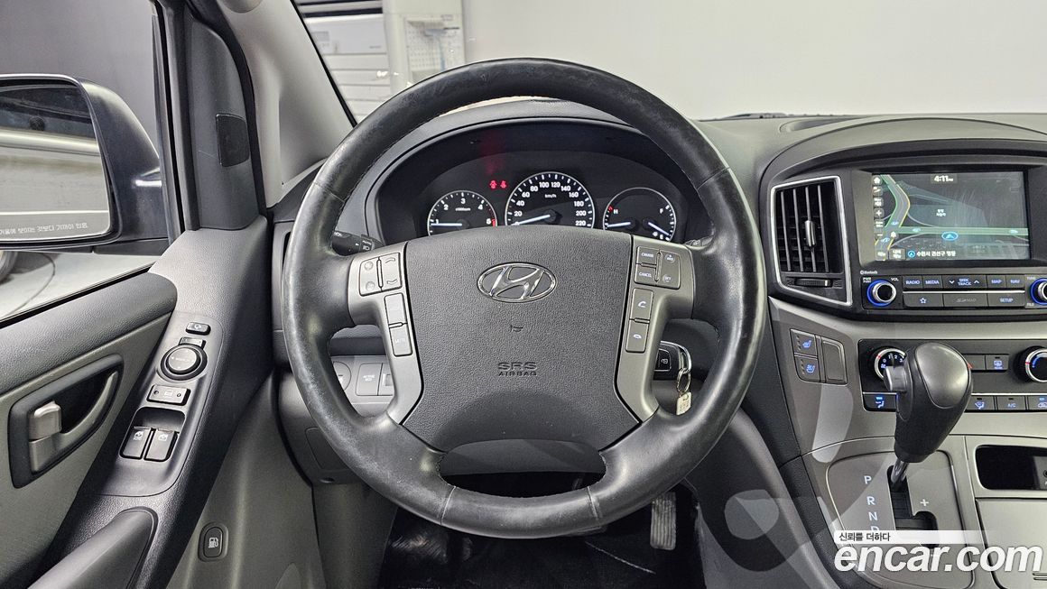 Hyundai Starex 2019