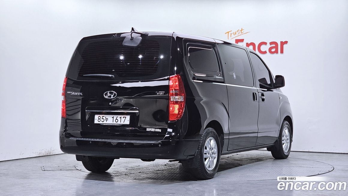 Hyundai Starex 2019