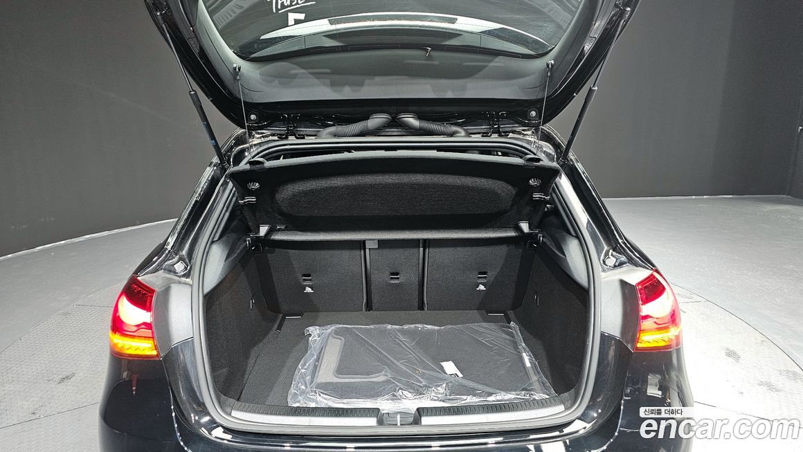 Mercedes-Benz A-Class 2025