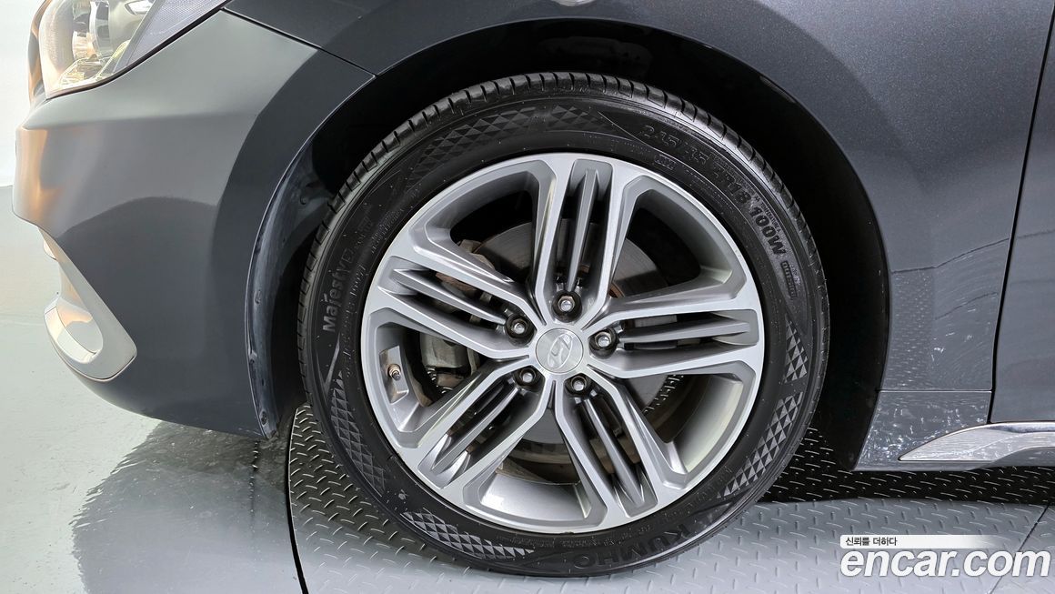 Hyundai Grandeur 2017