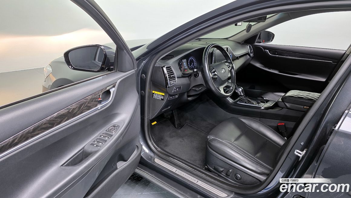 Hyundai Grandeur 2017