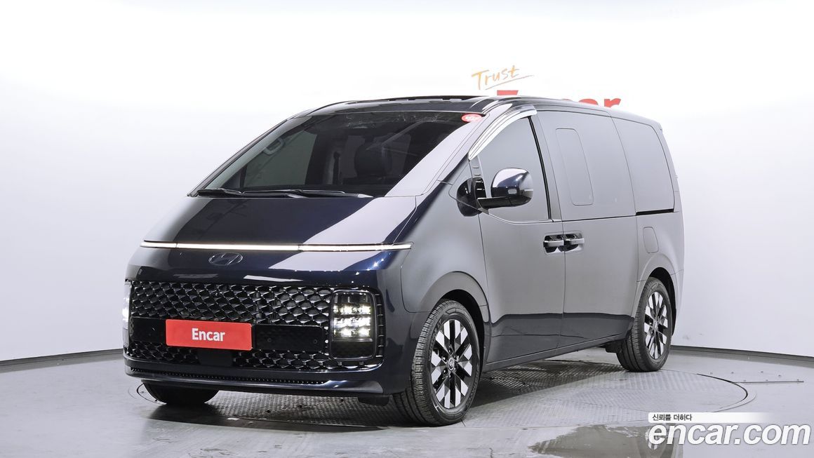 Hyundai Staria 2025