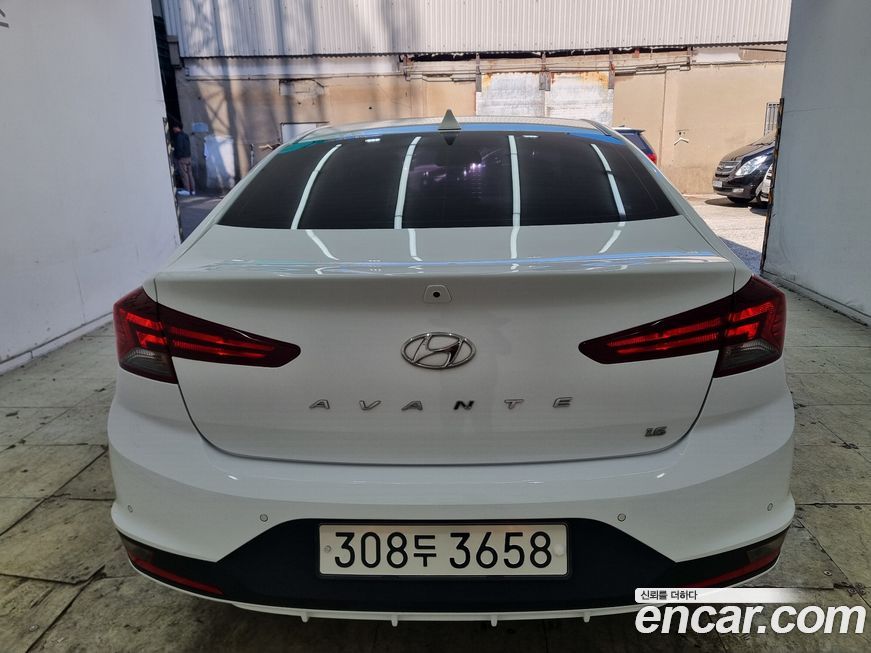 Hyundai AVANTE 2020