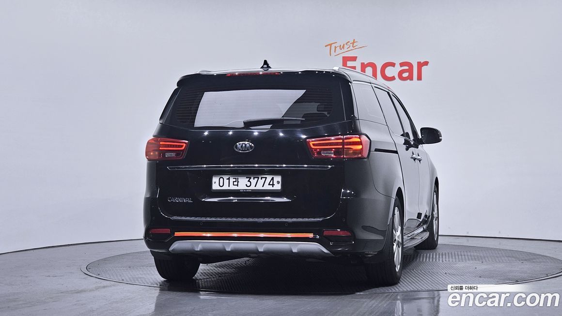 Kia Canival 2019
