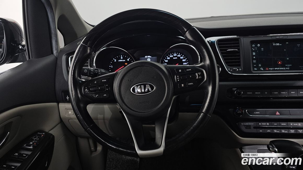 Kia Canival 2019