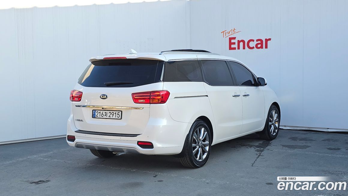Kia Canival 2019