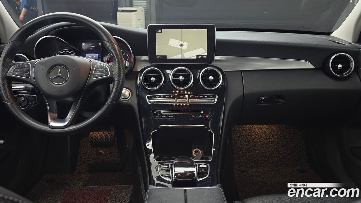 Mercedes-Benz C-Class 2016
