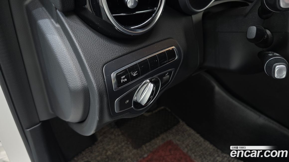 Mercedes-Benz C-Class 2016