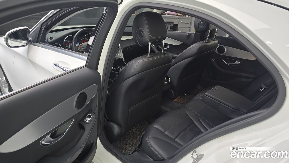 Mercedes-Benz C-Class 2016