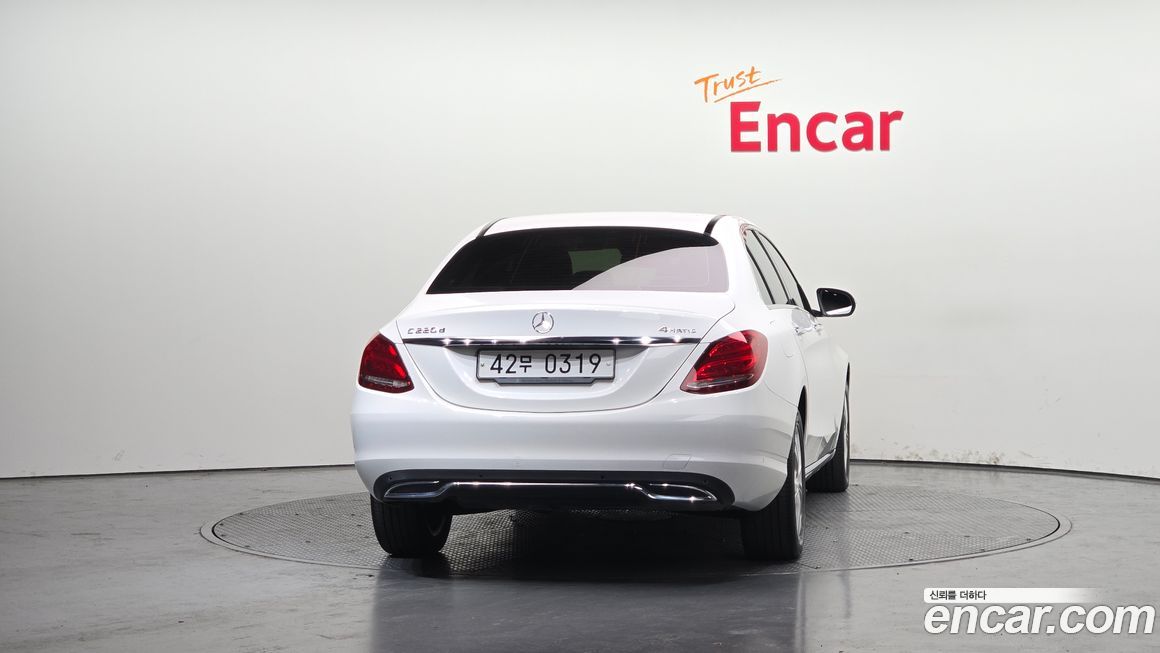 Mercedes-Benz C-Class 2016