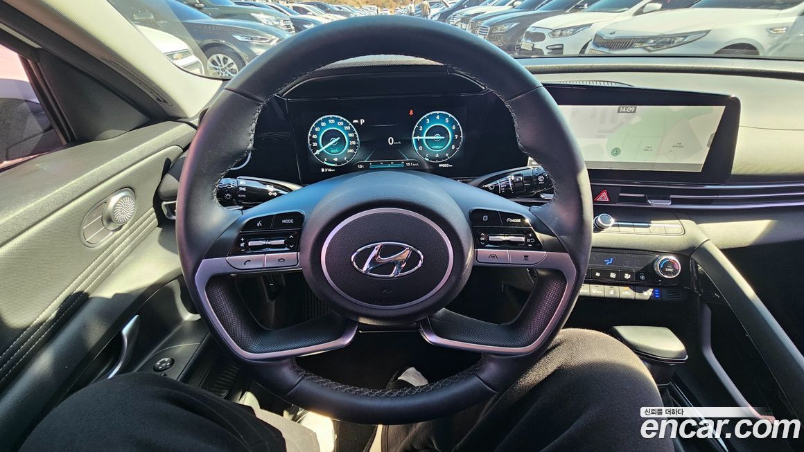 Hyundai AVANTE 2021