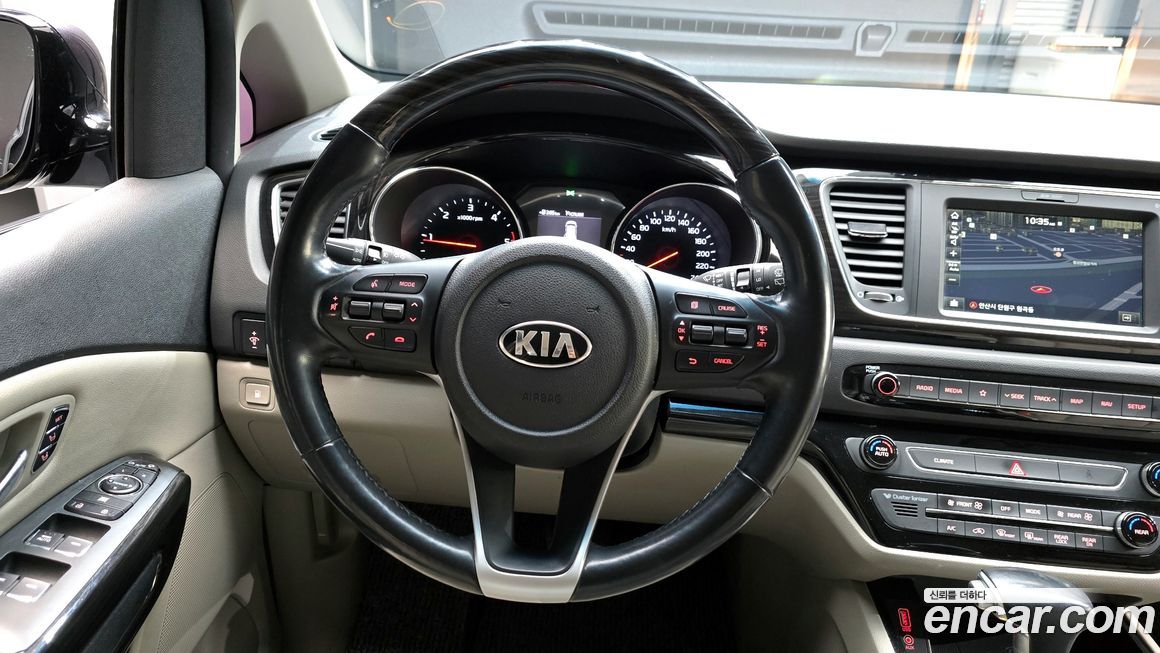 Kia Canival 2019