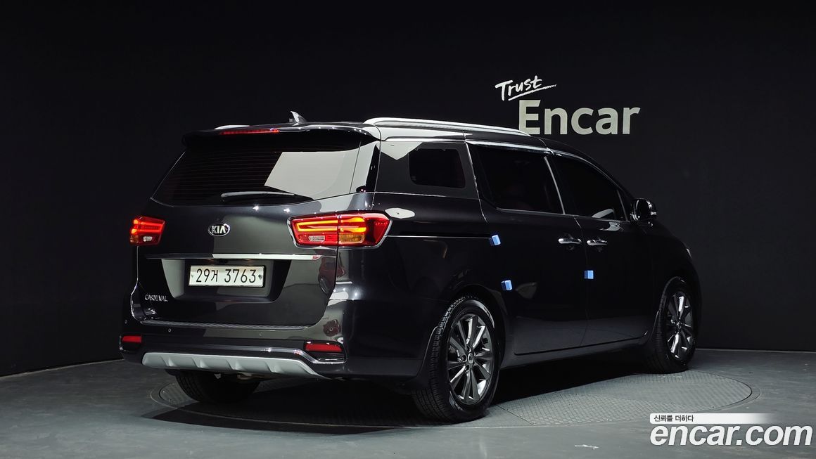 Kia Canival 2019