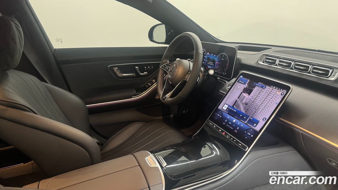 Mercedes-Benz S-Class 2025